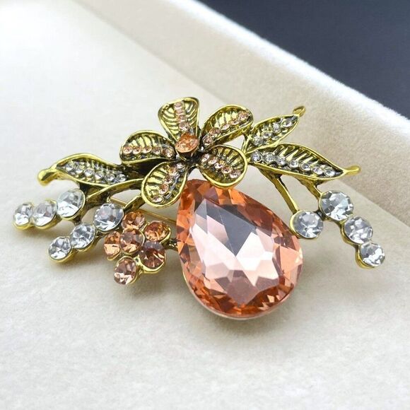 Yellow Gold with Champagne Topaz and Diamond Crystal Flower Pin Back Brooch - Picture 7 of 10